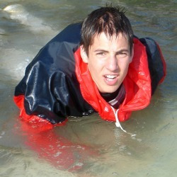 play cagoule swimming in clothes